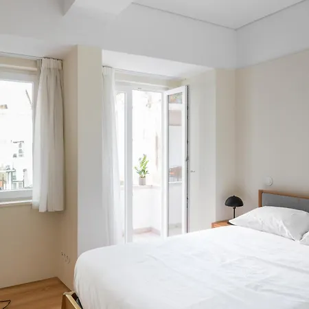 Flh Santa Apolonia Riverside * ליסבון